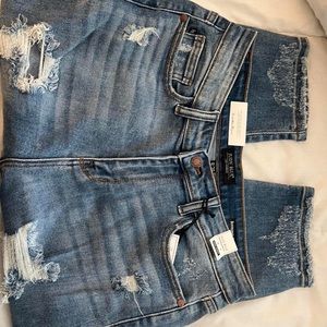 NWT Judy Blue high waisted distressed jeans